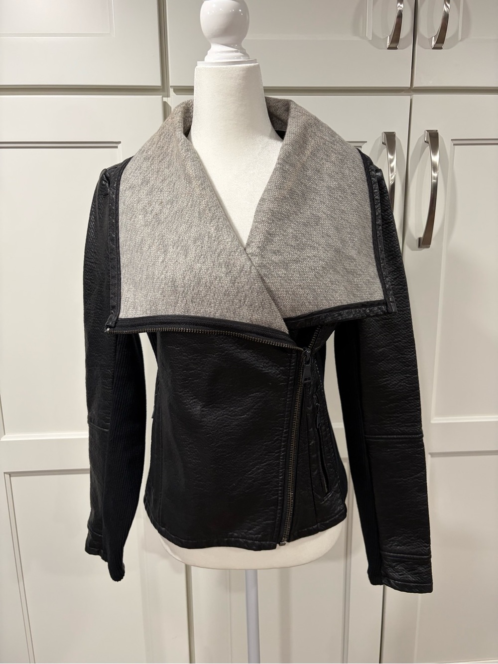 Express Black Faux-Leather Moto Jacket with Light Gray Shawl Collar - Picture 3 of 9